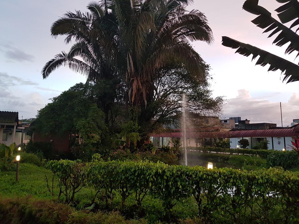 Gran Hotel De Lago - Lago Agrio Nueva Loja Kültér fotó