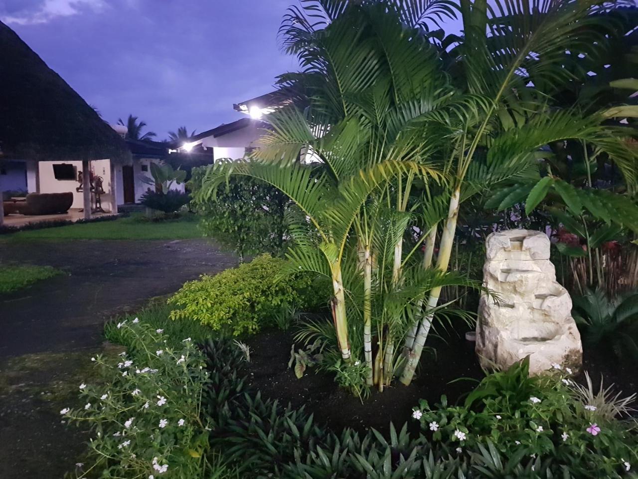Gran Hotel De Lago - Lago Agrio Nueva Loja Kültér fotó