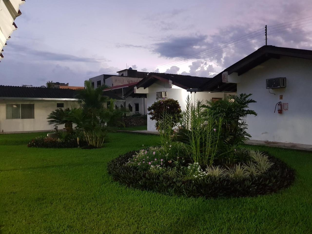 Gran Hotel De Lago - Lago Agrio Nueva Loja Kültér fotó