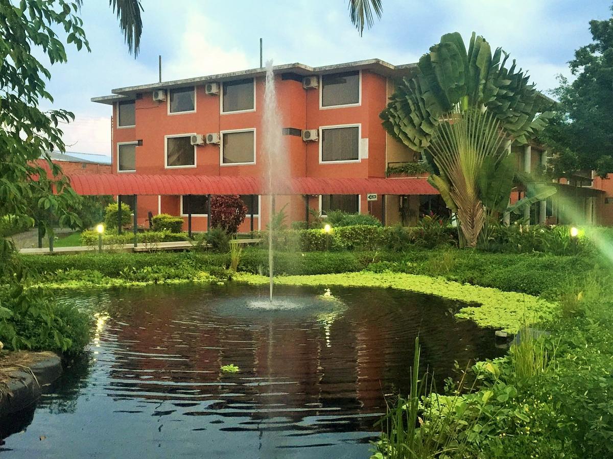 Gran Hotel De Lago - Lago Agrio Nueva Loja Kültér fotó